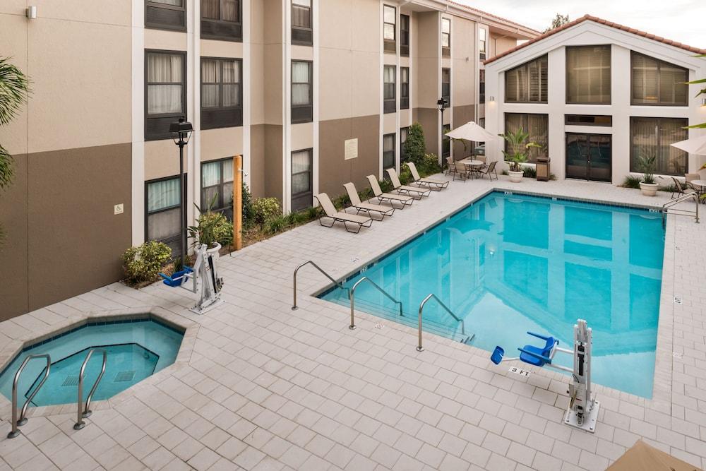 Hampton Inn & Suites Orlando-East Ucf Alafaya Екстериор снимка