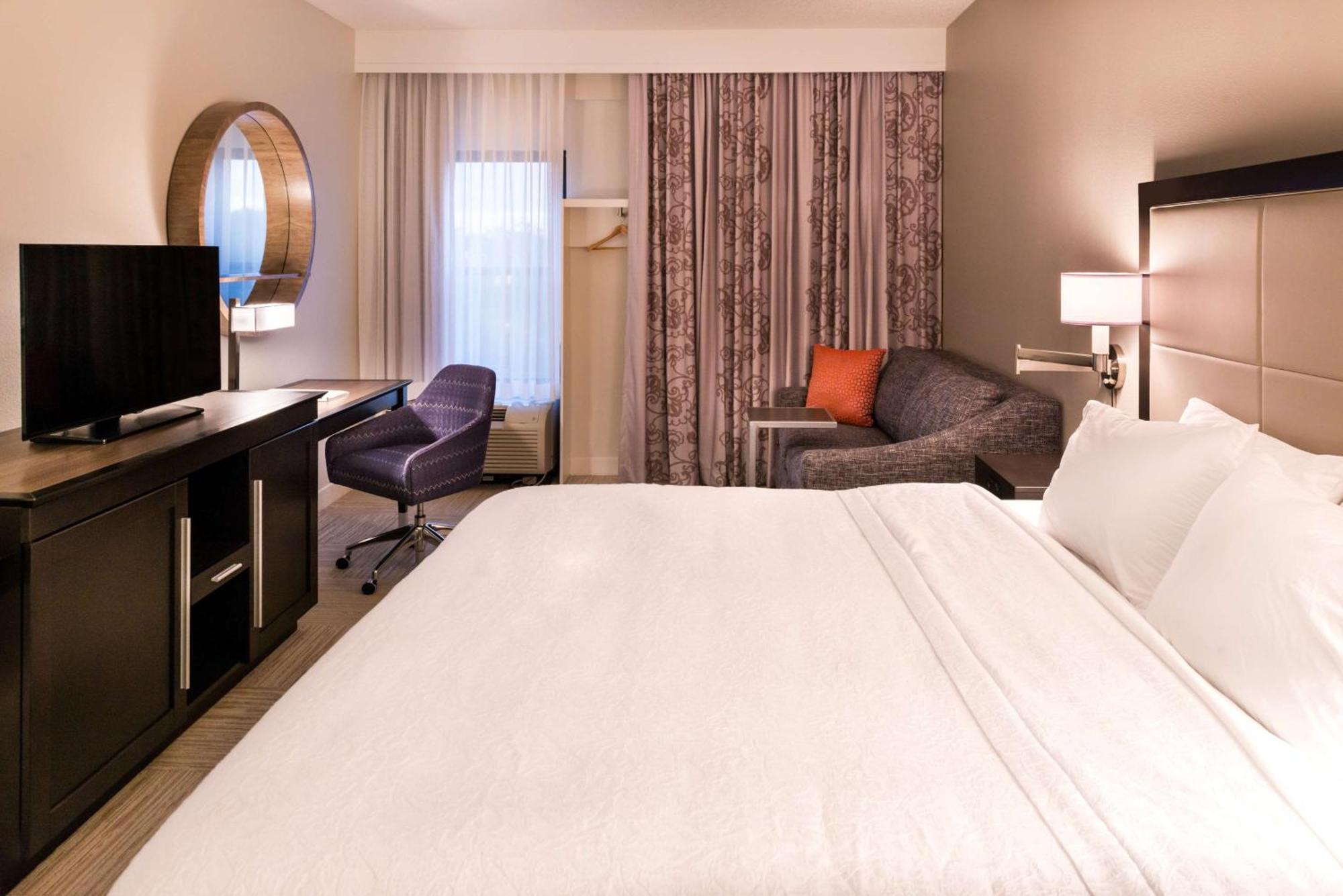 Hampton Inn & Suites Orlando-East Ucf Alafaya Екстериор снимка
