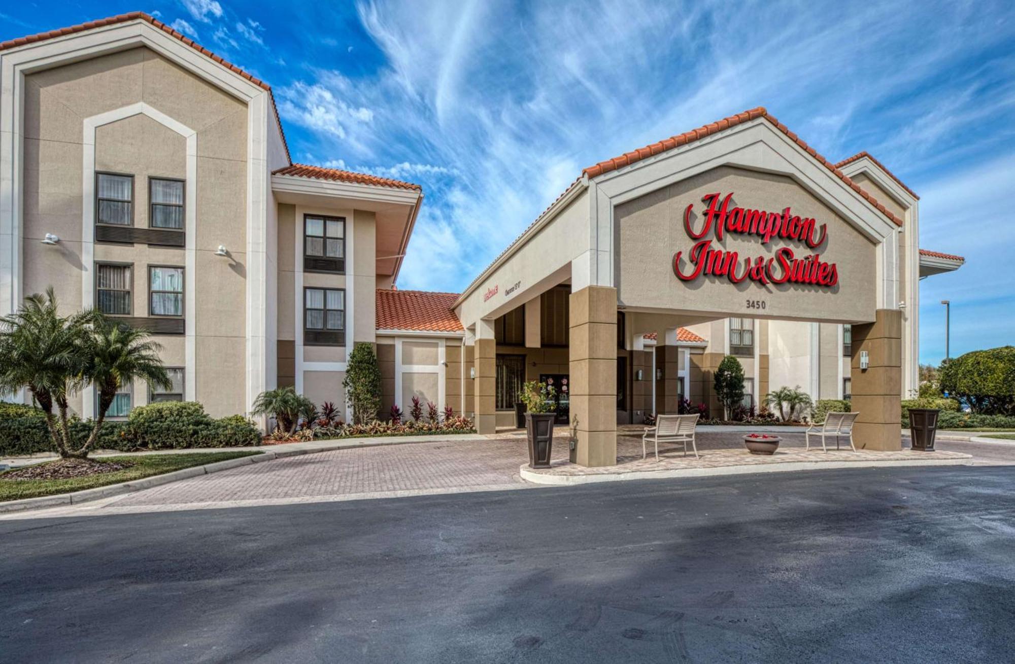 Hampton Inn & Suites Orlando-East Ucf Alafaya Екстериор снимка