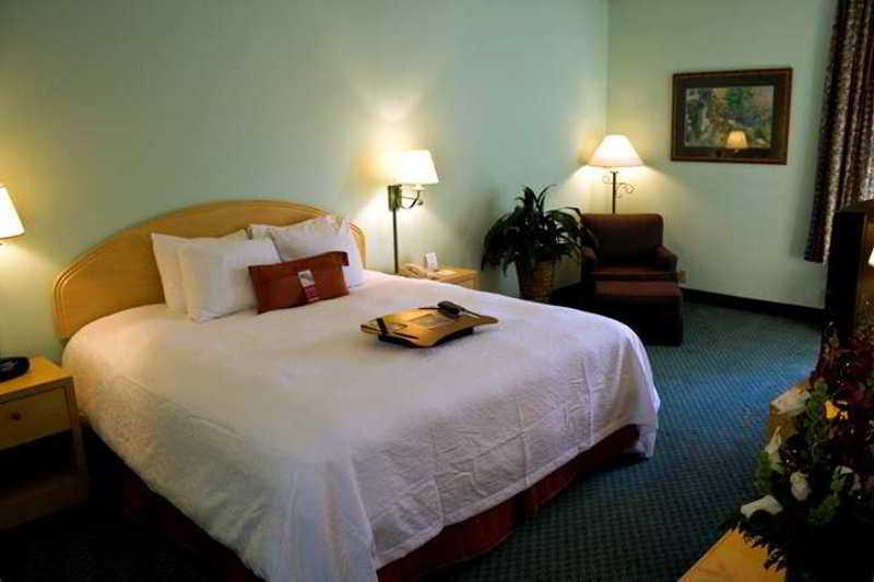 Hampton Inn & Suites Orlando-East Ucf Alafaya Стая снимка