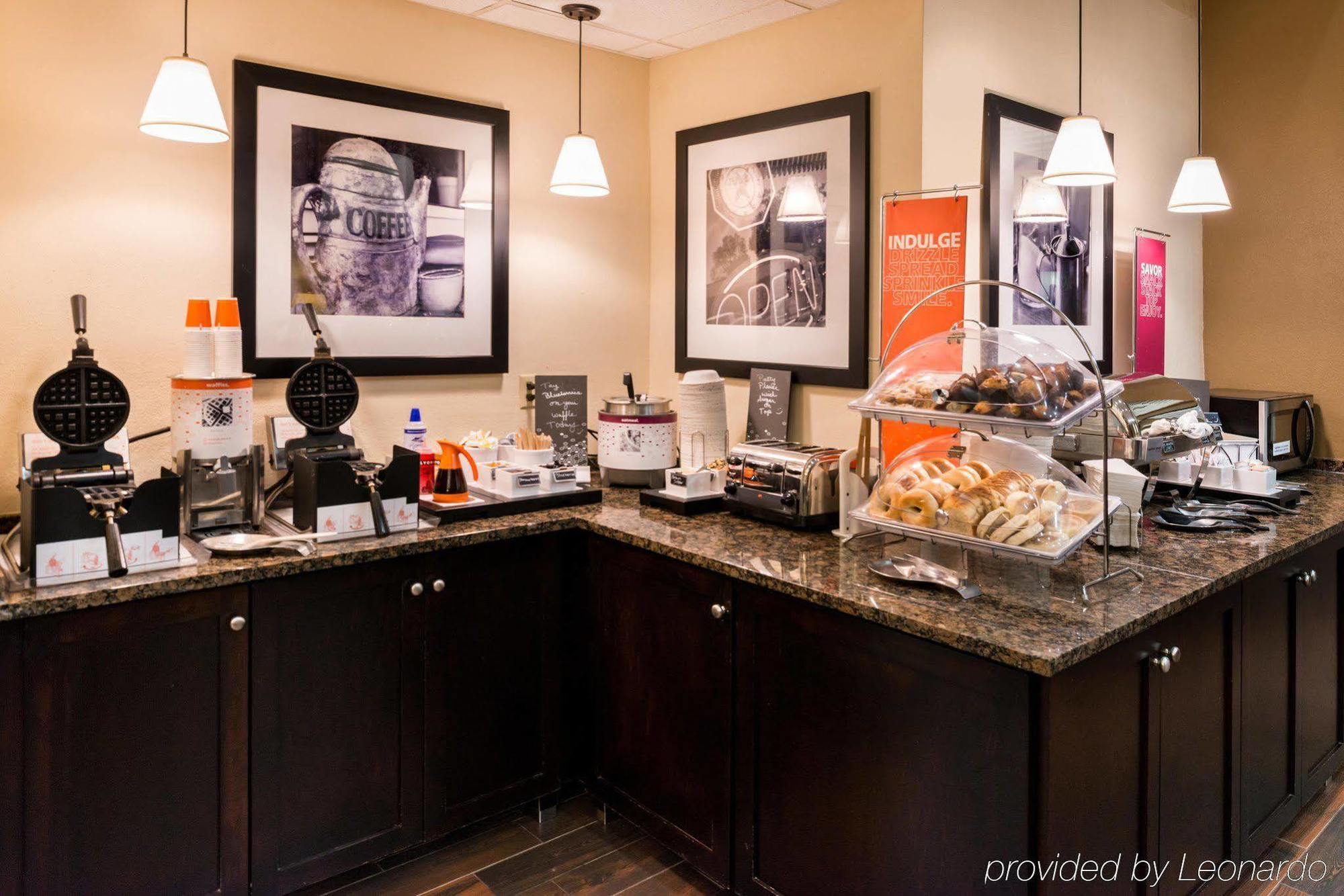Hampton Inn & Suites Orlando-East Ucf Alafaya Екстериор снимка