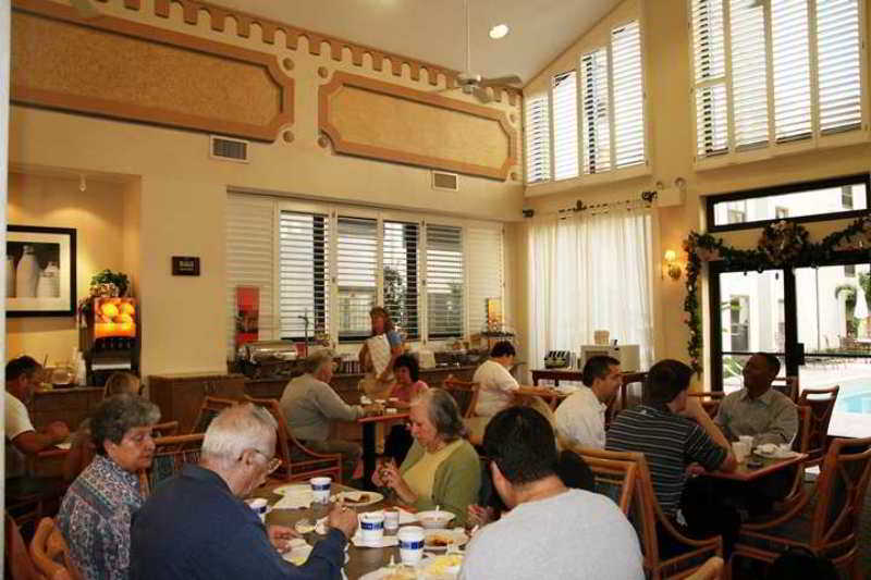 Hampton Inn & Suites Orlando-East Ucf Alafaya Ресторант снимка